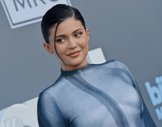 kylie jenner biography